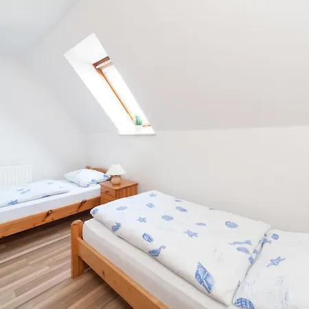 Apartment Utholmer-strasse-1-ferienwohnung-nr-14 *